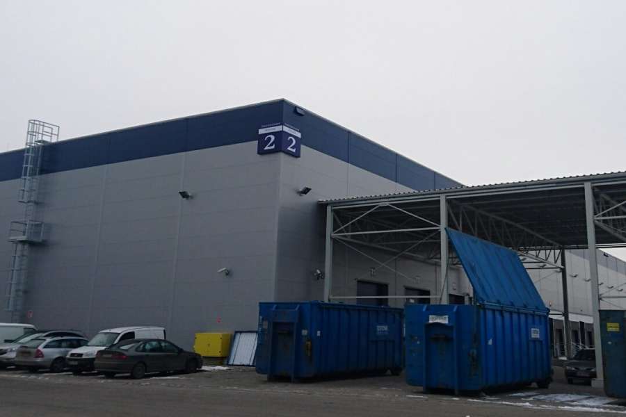 Kasetony reklamowe - Podświetlany kaseton z plexi w ramie aluminiowej Panattoni