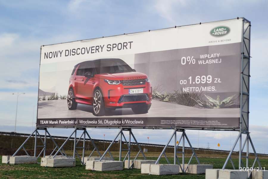 Powierzchnie reklamowe - AOW Bielany Wrocławskie Land Rover