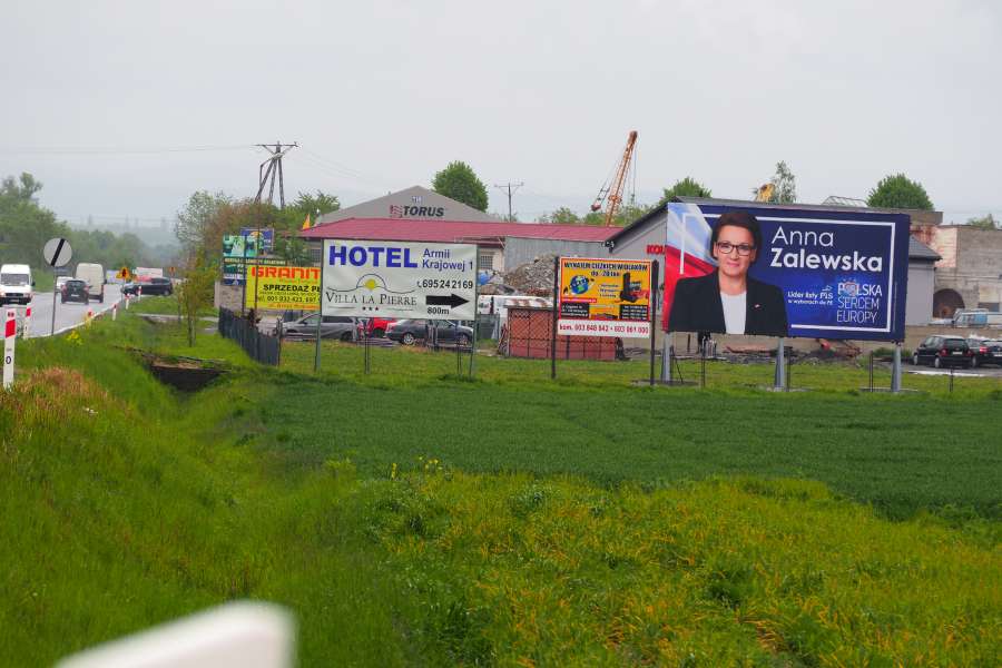 Powierzchnie reklamowe - Strzegom Everest Reklamy Eurowybory 2019