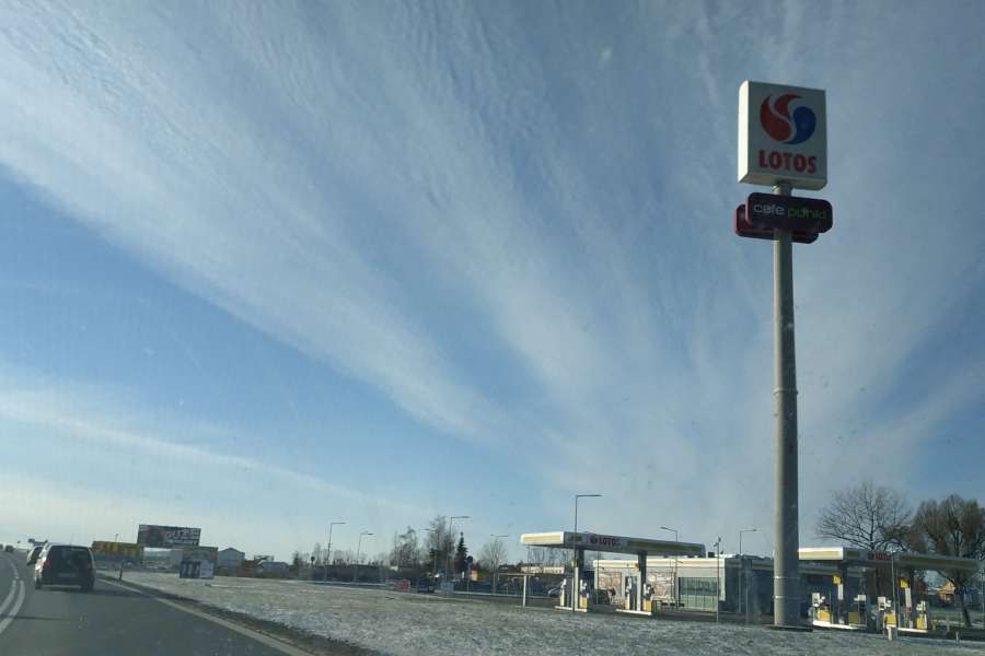 Powierzchnie reklamowe - Kostomłoty Lotos>Jelenia Góra Everest Reklamy