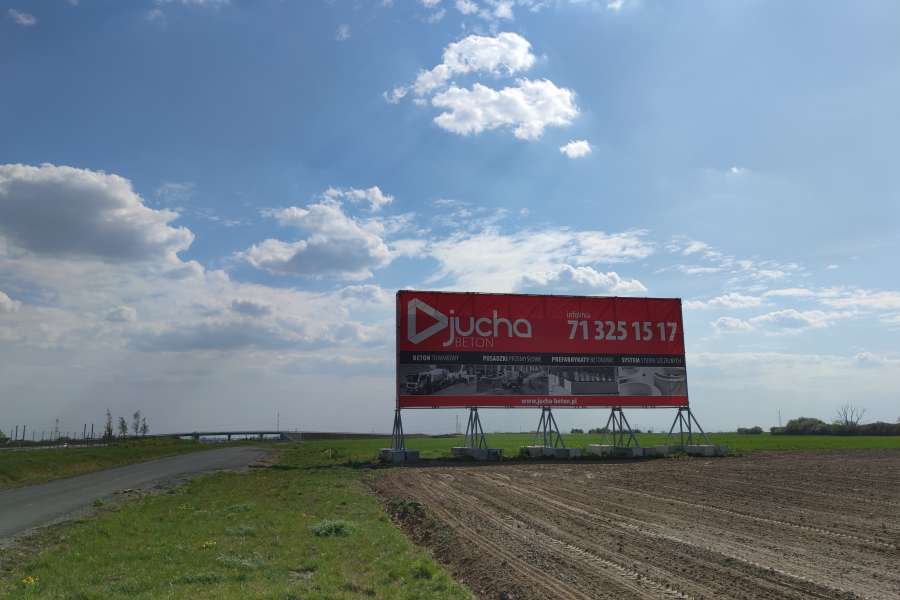 Powierzchnie reklamowe - S5 Kryniczno>Wrocław Jucha Beton 2