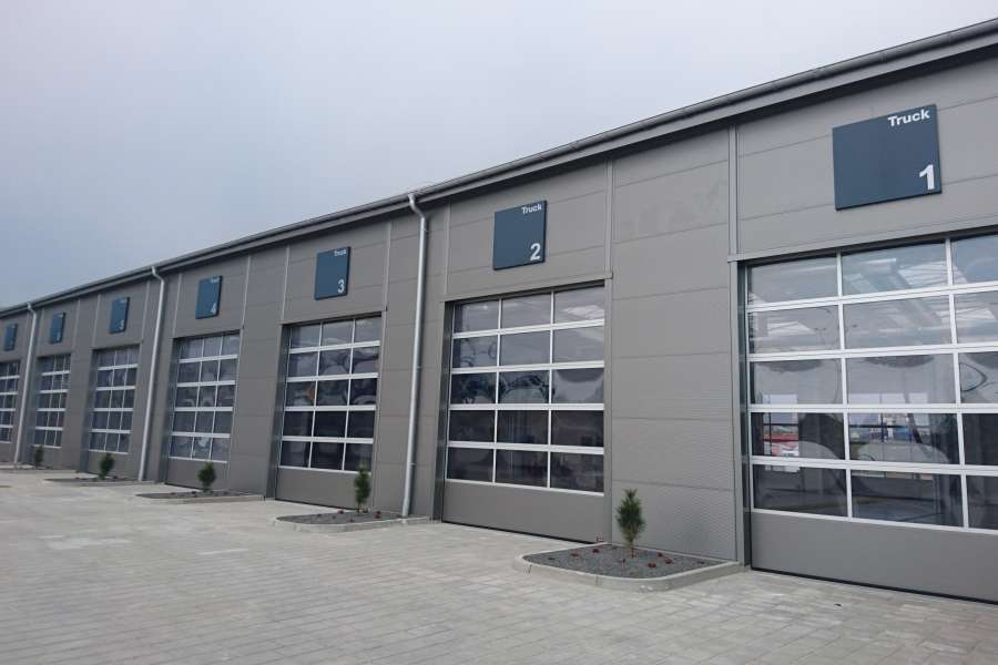 Oznakowanie budynków - kasetony z dibondu