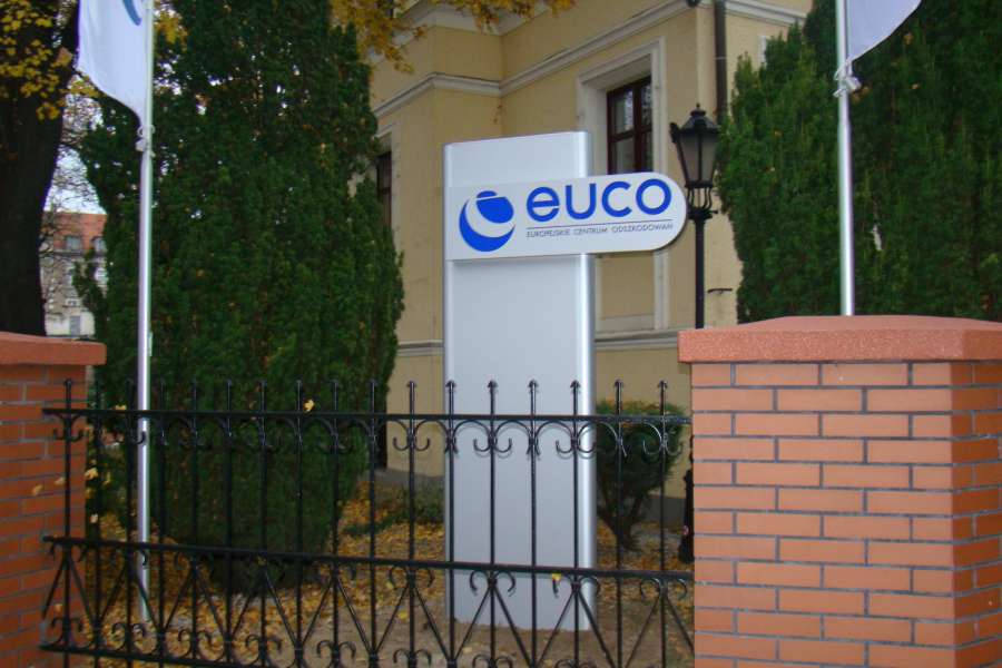 Reklama Świetlna - pylon reklamowy z dibondu Euco