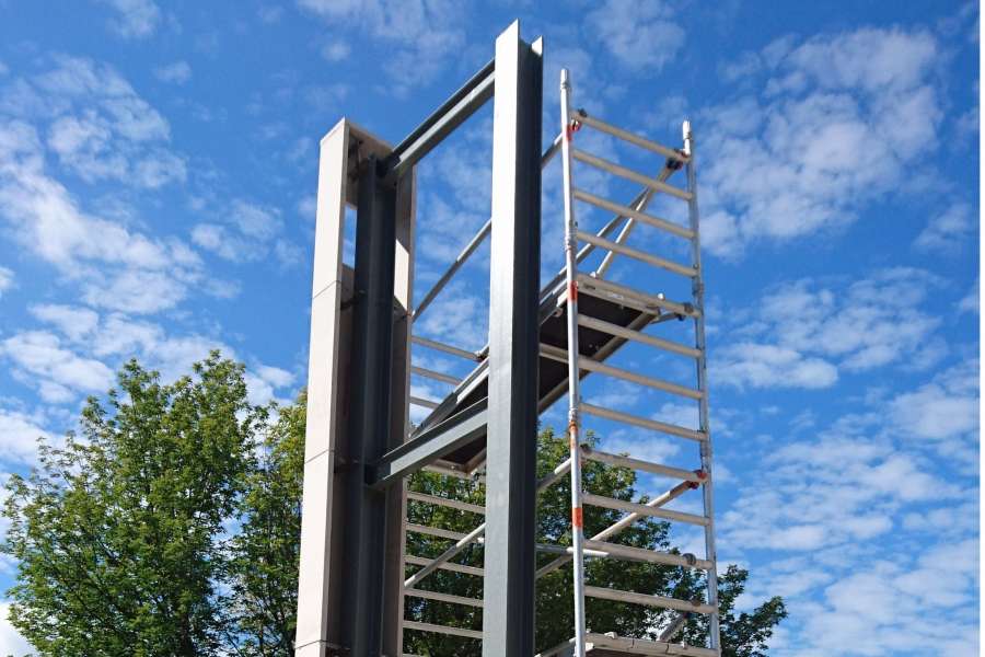 Reklama Świetlna - Pylon reklamowy 7m - konstrukcja stalowa