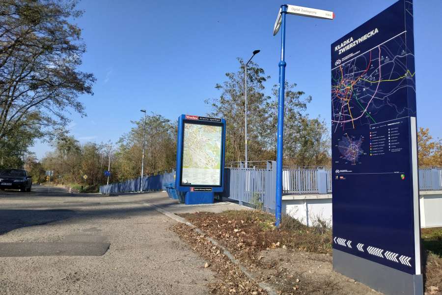 Rowerowy totem informacyjny