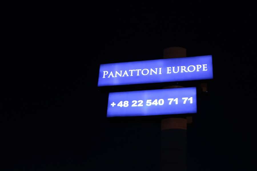 Kasetony reklamowe - kasetony Panattoni Europe typu elastyczne lico