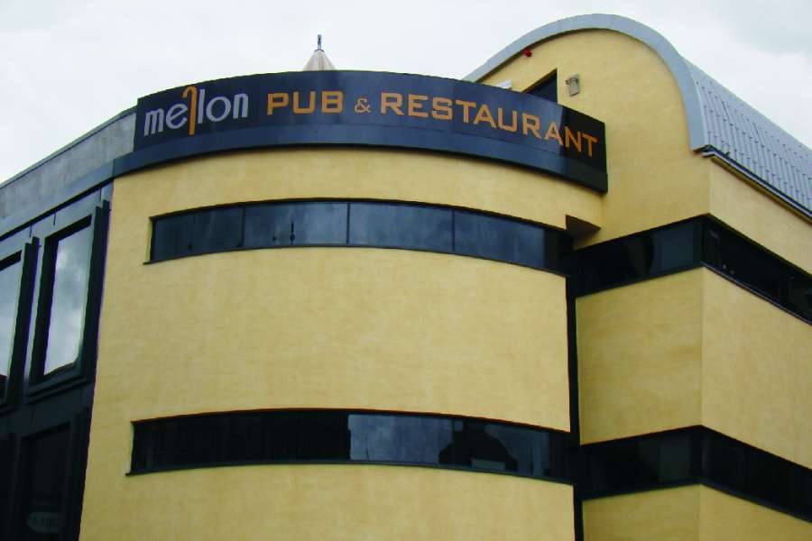 Kasetony reklamowe - kaseton gięty