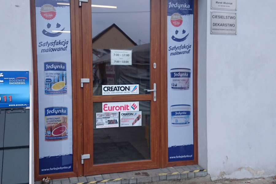 Galeria Everest - wyklejanie folią OWV