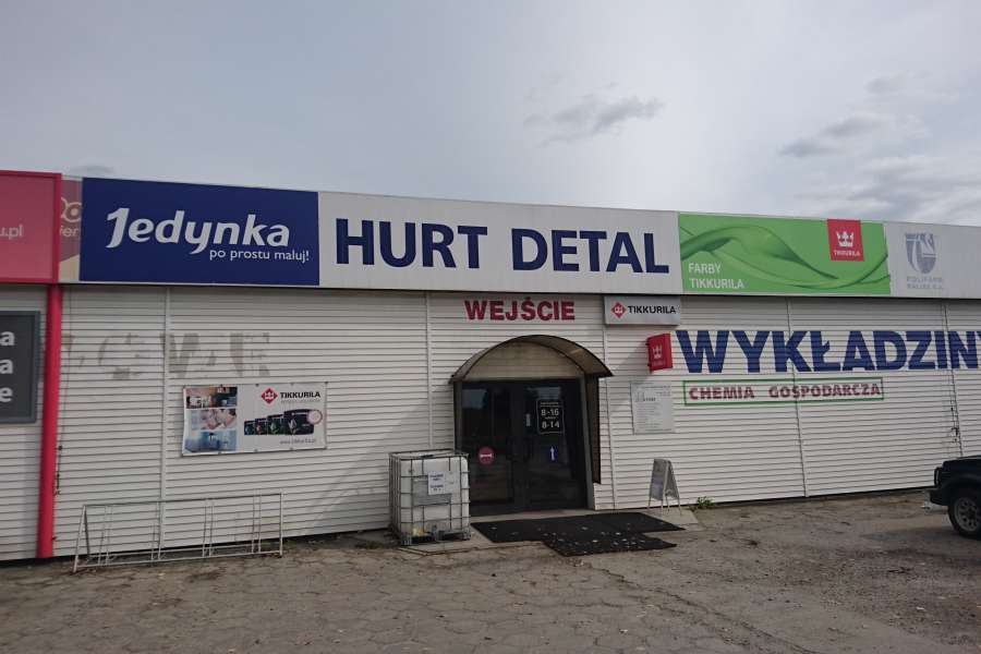 Galeria Everest - oznakowanie budynków - tablica reklamowa Tikkurila