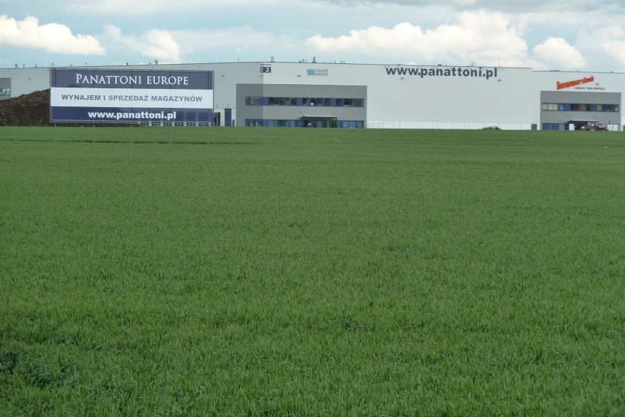 Galeria Everest - konstrukcja reklamowa - siatka mesh Panattoni Europe