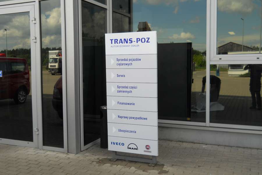 Galeria Everest - totem informacyjny wejściowy Trans - Poz