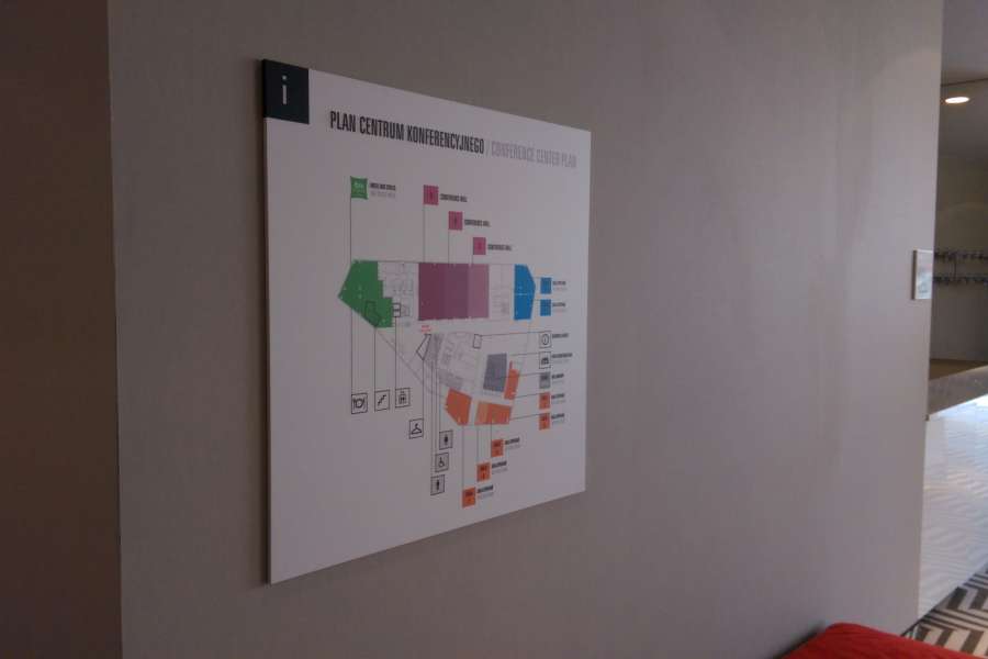 Galeria Everest - mapa/tablica informacyjna stal