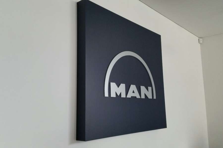 Galeria Everest - kaseton Man