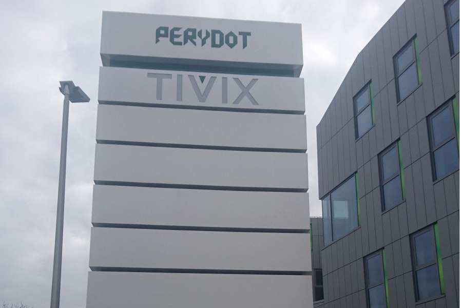 Galeria Everest - pylon Perydot Wrocław