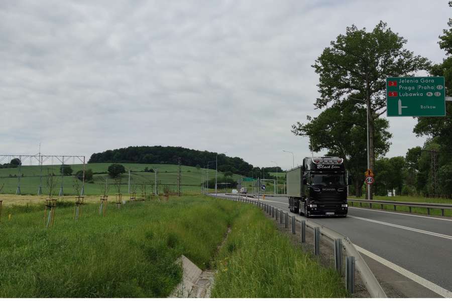 Powierzchnie reklamowe - DK5 Bolków>Jelenia Góra konstrukcja1