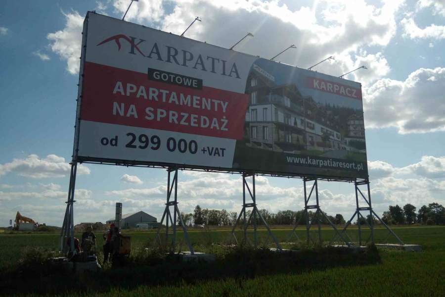 Powierzchnie reklamowe - Kostomłoty Lotos>Jelenia Góra Karpatia Resort