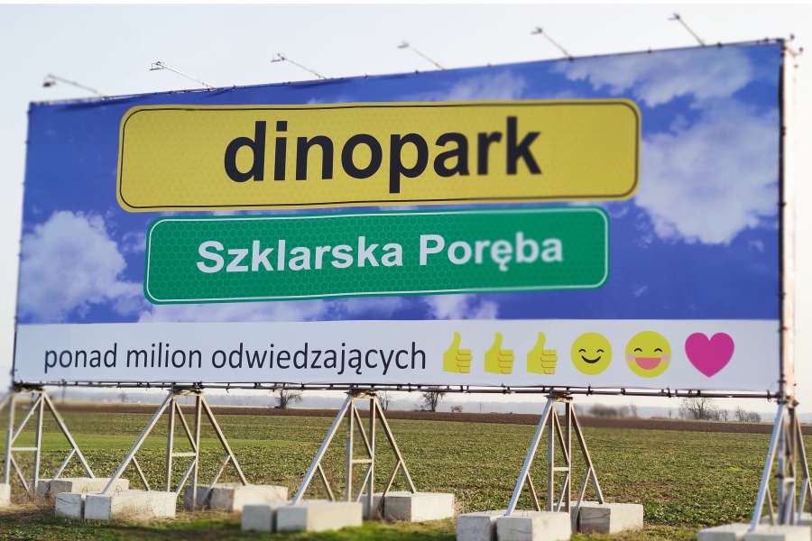 Powierzchnie reklamowe - Kostomłoty Orlen>Jelenia Góra Dinopark4
