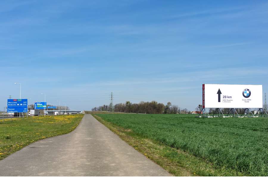 Powierzchnie reklamowe - AOW Zabrodzie, Bielany Wrocławskie>Poznań BMW 3