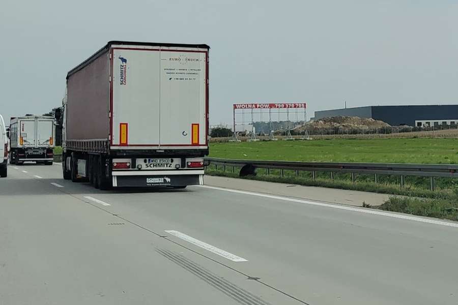 Powierzchnie reklamowe - A4 Kąty Wrocławskie, kierunek Wrocław, reklama 2